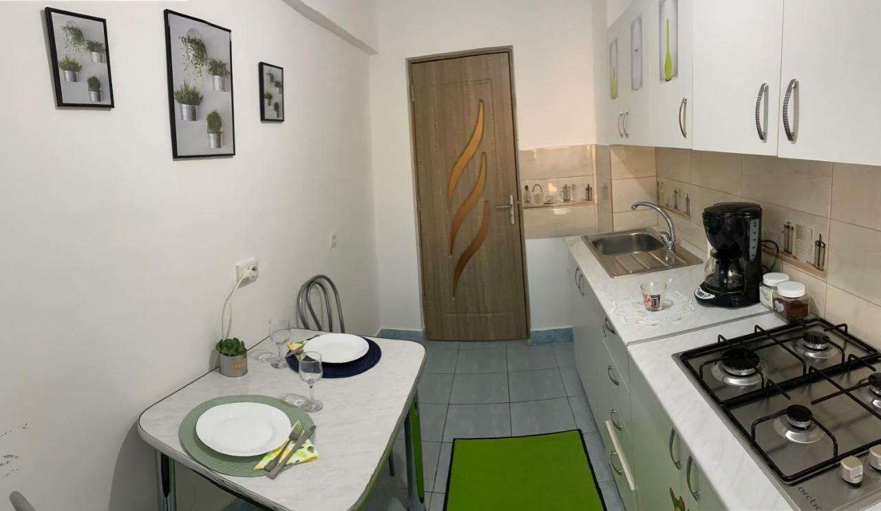 Ferienwohnung Strada Poligonului Apartament Alba Iulia Exterior foto